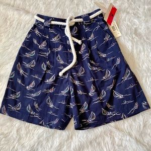 Vintage NWT Liz Claiborne pleated shorts blue sailboats never worn size 4